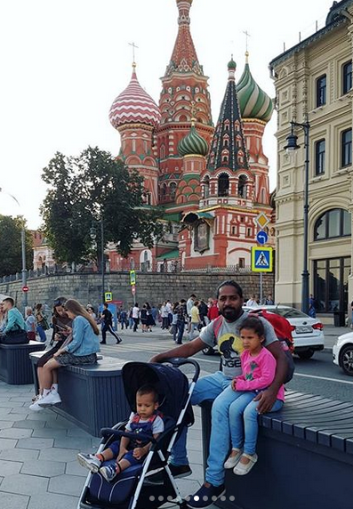Петербурженка Екатерина Цойлик привезла в Россию мужа и детей. Фото все: instagram @tsoylita, "Metro"