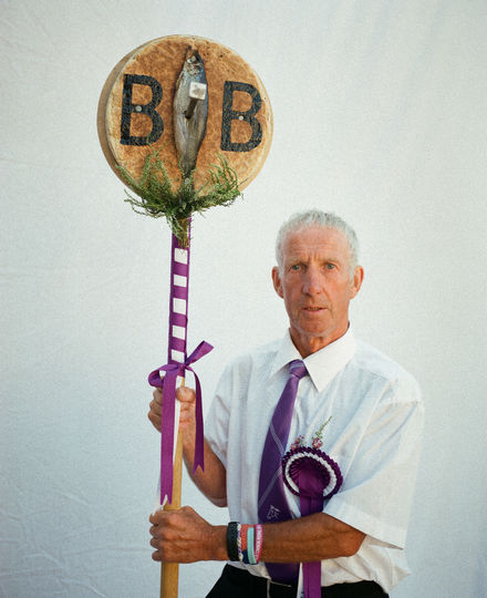 Иэн Бортвик, носитель эмблемы фестиваля "Barley Banna". Фотограф – Джереми Саттон-Хибберт. Фото Предоставлено организаторами