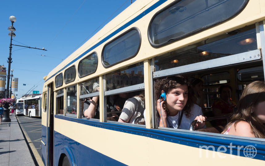 Экскурсия на «политехническом троллейбусе». Фото Святослав Акимов, "Metro"