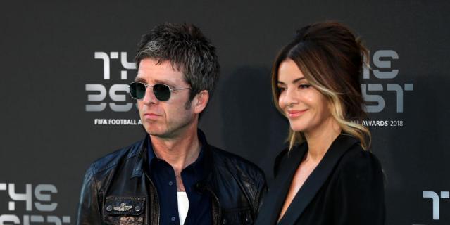 Британский музыкант, главный автор песен рок-группы Oasis Ноэль Галлахер. Британский музыкант, главный автор песен рок-группы Oasis Ноэль Галлахер.