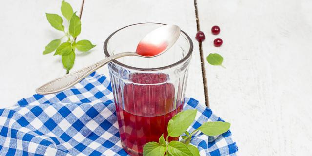 Морс из клюквы и имбиря. Морс из клюквы и имбиря.