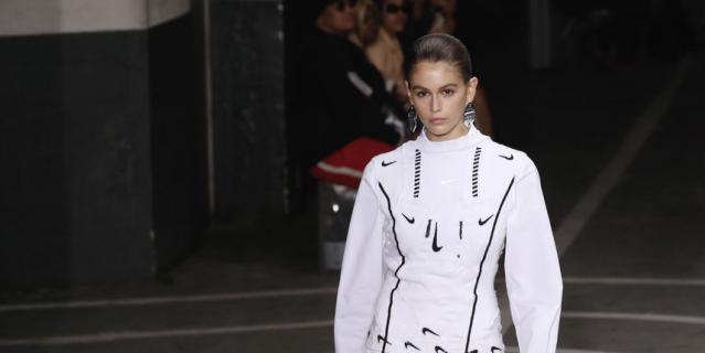 Показ Off-White на Неделе моды в Париже. Показ Off-White на Неделе моды в Париже.