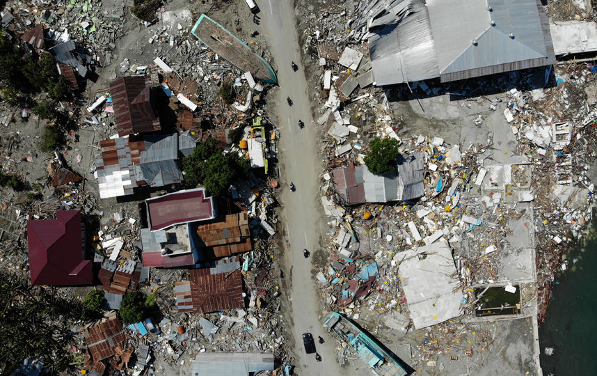 Последствия землетрясения и цунами в Индонезии. Фото AFP