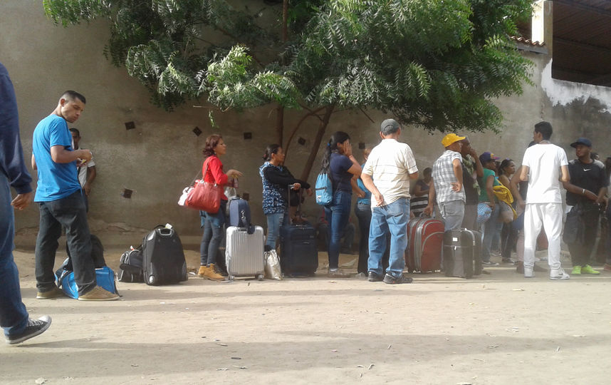 Мы побывали прямо на границе Венесуэлы, откуда люди массово уезжают в соседние страны. Фото Предоставлено организаторами