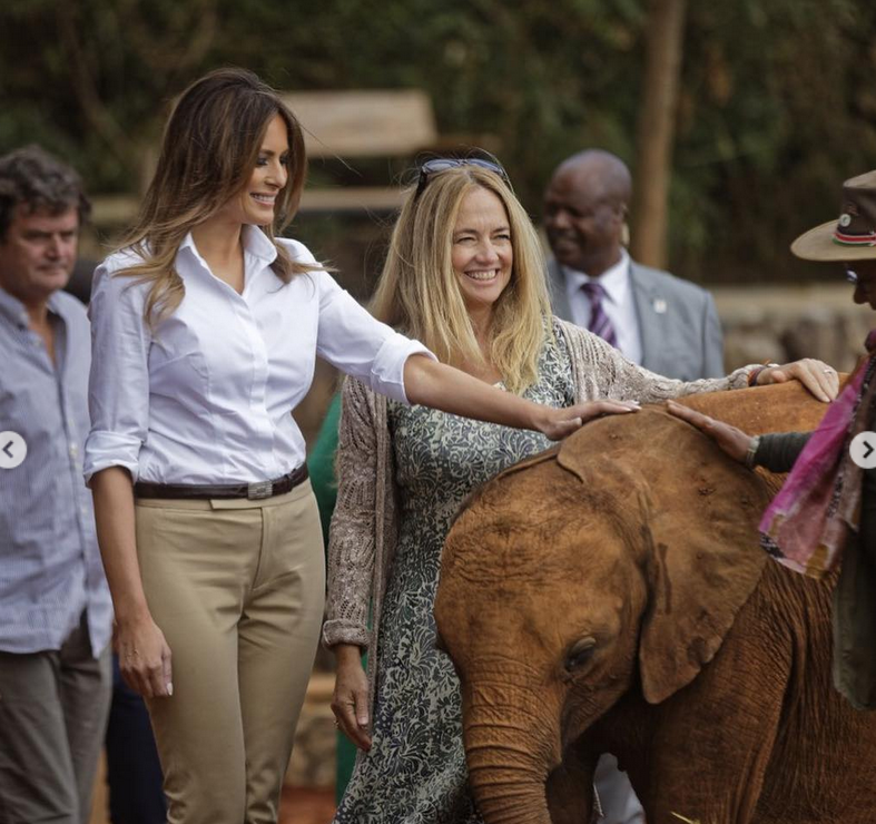 Мелания Трамп в Африке. Фото скриншот www.instagram.com/melaniatrump.style/