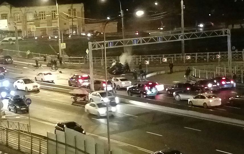 Фото с места аварии на мосту Бетанкура. Фото https://vk.com/spb_today?w=wall-68471405_9808498, vk.com