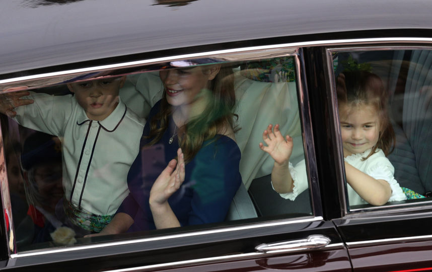 Принцесса Шарлотта с принцем Джорджем. Фото Getty