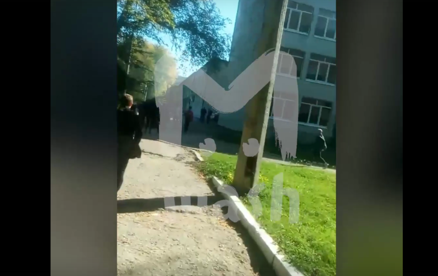 Грохот взрыва и стрельба: в Сети опубликовали видео, когда нападение началось. Фото скриншот видео Telegram-канал Mash