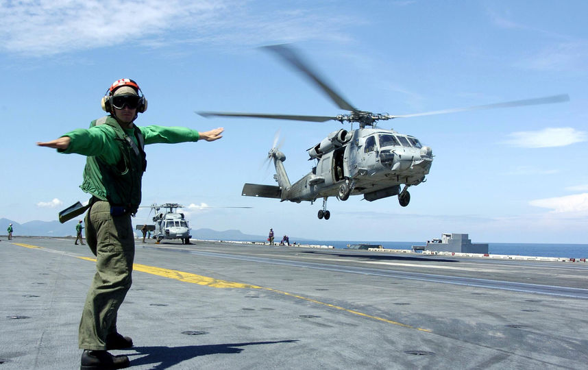 Вертолёт MH-60 Seahawk американских ВМС. Фото Getty