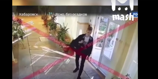 В Сети опубликовали видео взрыва и расстрела в Керченском колледже 