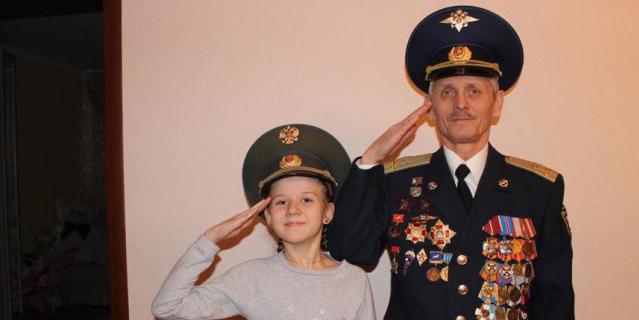 Смена растёт, можно спать спокойно. Служим Отечеству! Смена растёт, можно спать спокойно. Служим Отечеству!