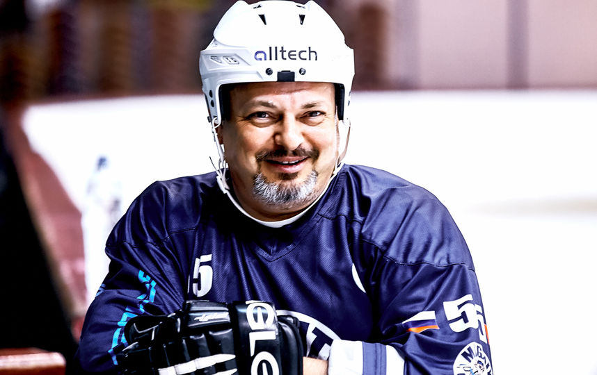 Хоккей в ОАЭ, Владимир Бурдун. Фото Компания Art Media