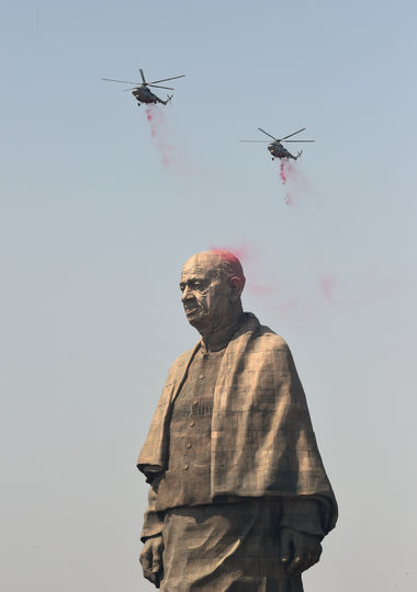 Самая высокая статуя в мире. Фото AFP