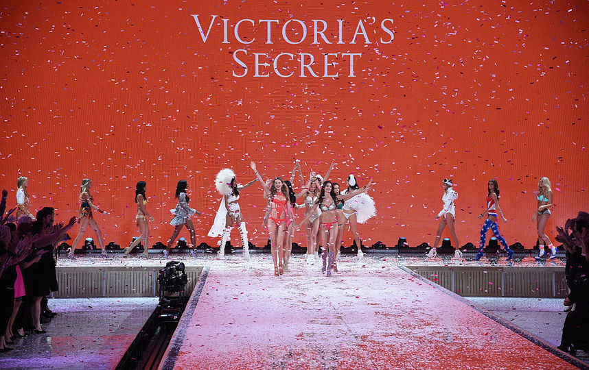  Victorias Secret  2015   -.  Getty