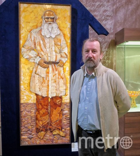 Александр Крылов, художник и музей янтаря. Фото Алена Бобрович, "Metro"