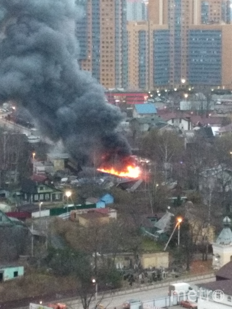 Пожар под питером сейчас. Пожар в Мурино. Пожар в Мурино СПБ. Пожар в Мурино сейчас.