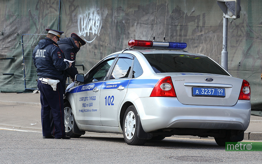 Водитель такси, сбивший пешеходов в центре Москвы, не имеет прав. Фото Василий Кузьмичёнок