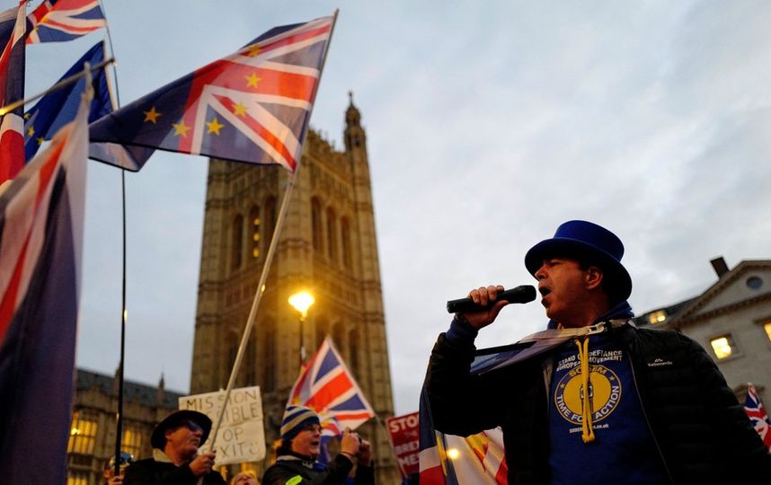 Голосование в британском парламенте должно было состояться сегодня. Фото AFP