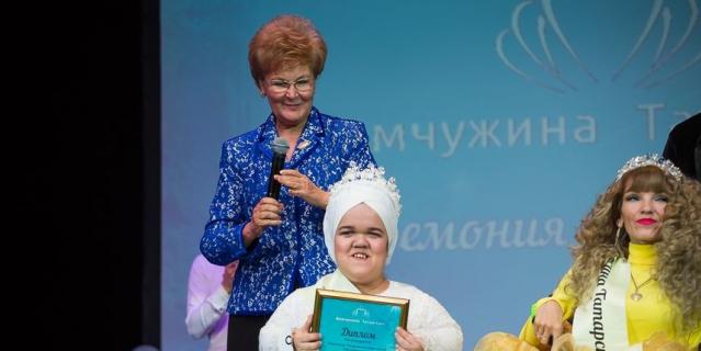 Конкурсантка Регина Иванова. Конкурсантка Регина Иванова.