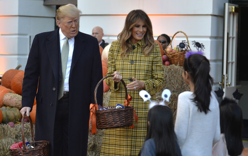 Мелания и Дональд Трамп поздравили детей с Пасхой. Фото Getty
