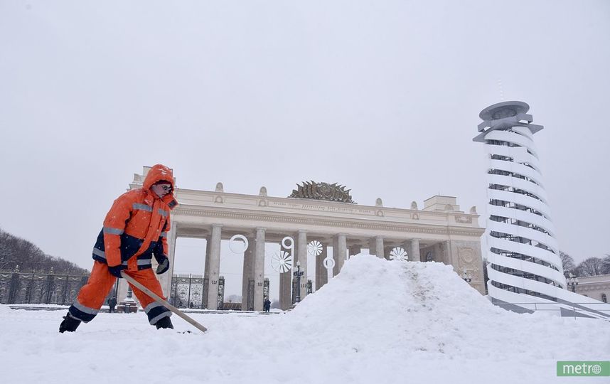 Погода в Москве с 21 по 23 декабря: снег, метель и потепление до минус 2 градусов. Фото Василий Кузьмичёнок