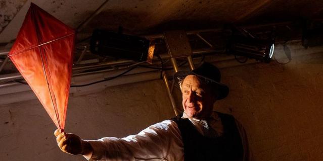Спектакль "Умеешь ли ты свистеть, Йоханна?". Спектакль "Умеешь ли ты свистеть, Йоханна?".