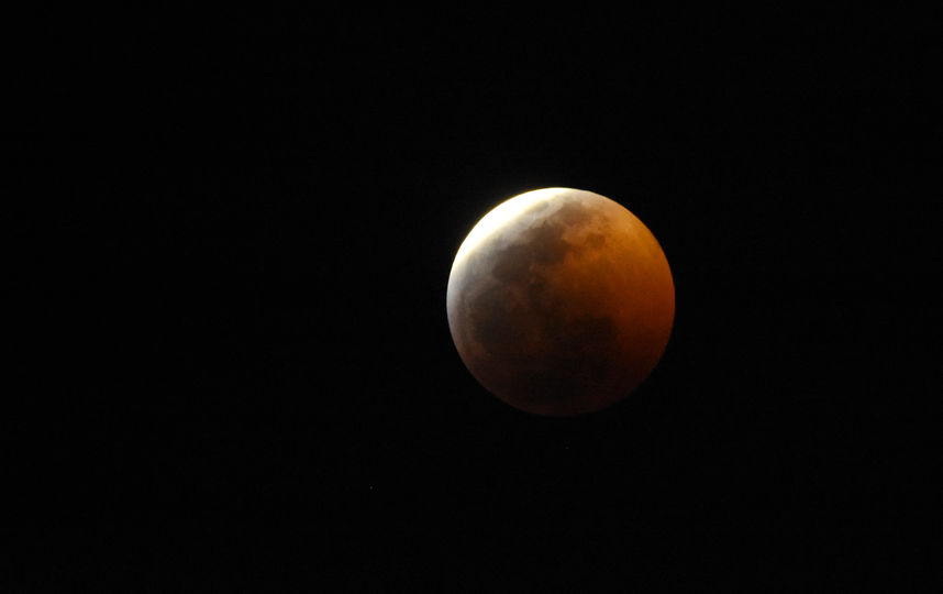 Кровавая Луна и затмение. Фото сделаны в Мексике. Фото Getty