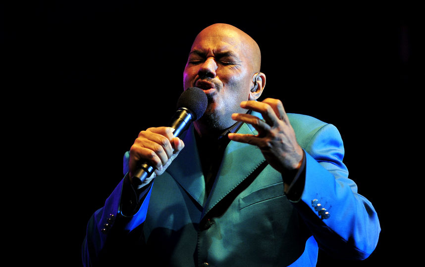 самый низкий голос в мире