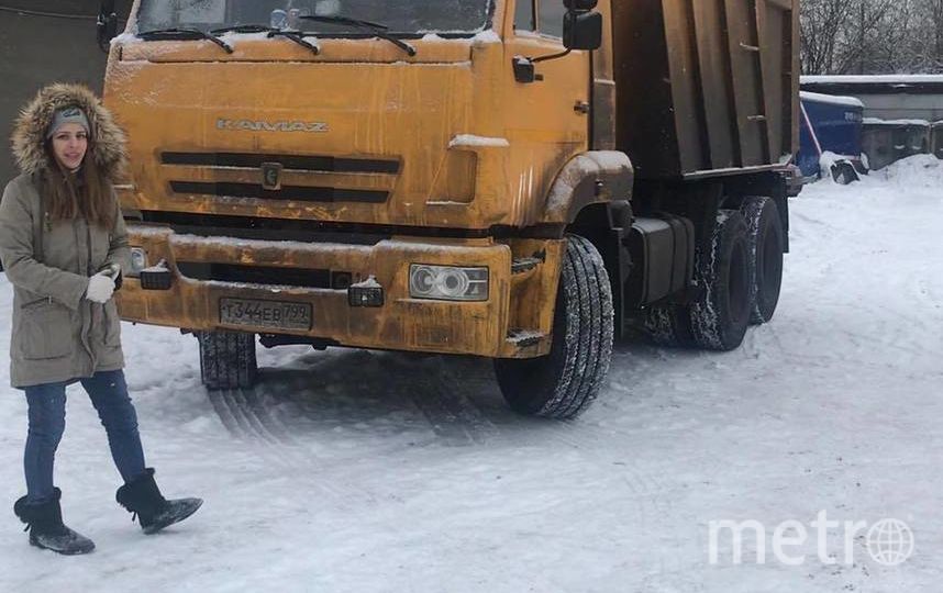 Девушка и камаз видео