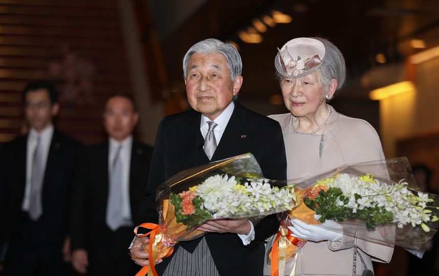 Император Акихито и императрица Митико. Фото AFP