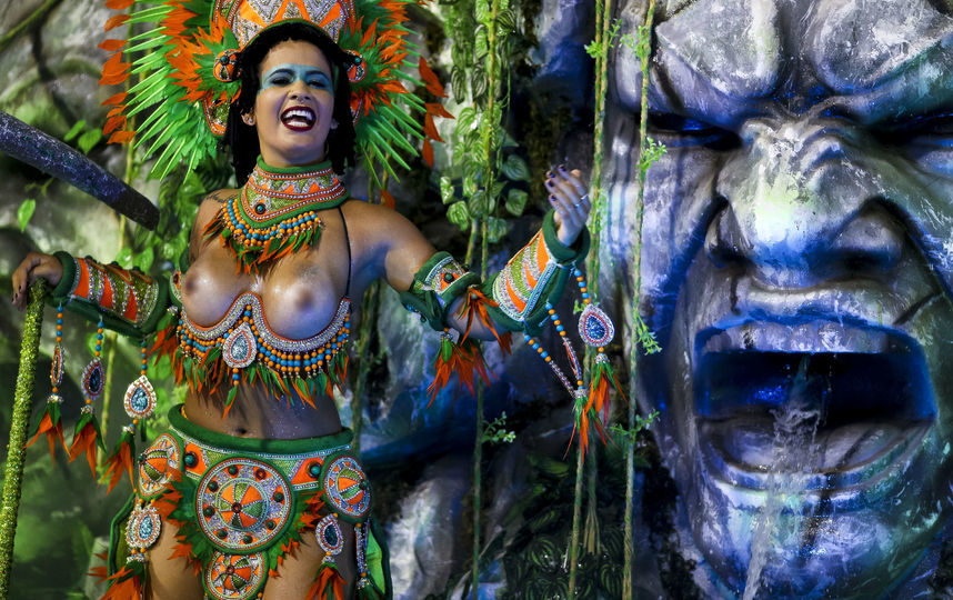 Порно карнавал в рио (69 фото)