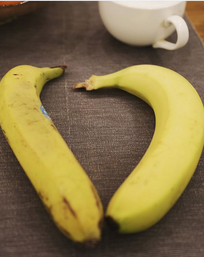 Одинокий банан. Банан на колесах. Банановый спас. Цифра 6 из бананов. Банан в 6 месяцев