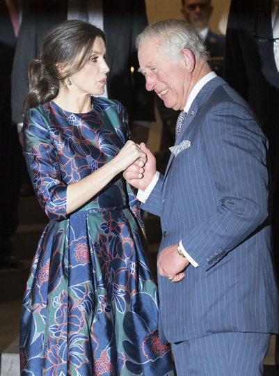 Королева Летиция и принц Чарльз явно наслаждались обществом друг друга. Фото Getty