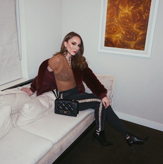 Оля Шкабарня Фунтикпен онлайн порно көру