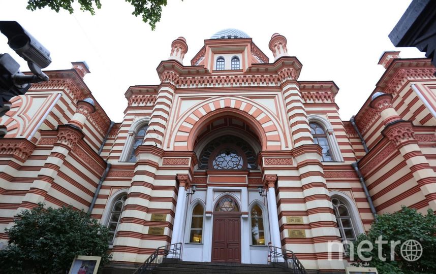     .  https://news.jeps.ru/novosti/den-otkryityix-dverej-v-sinagoge-2018-anons.html, "Metro"