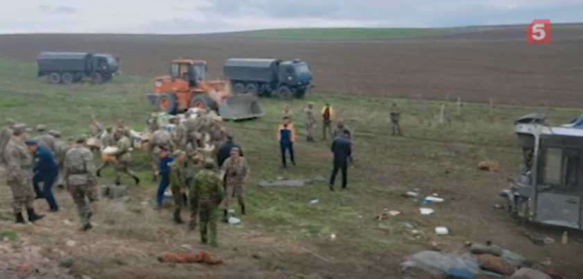 В Казахстане 11 человек погибли в результате аварии с автобусом. Фото скриншот видео 5-tv.ru