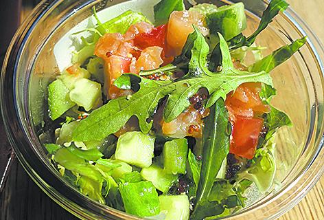 Healthy Pot лосось с киноа. Healthy Pot лосось с киноа.