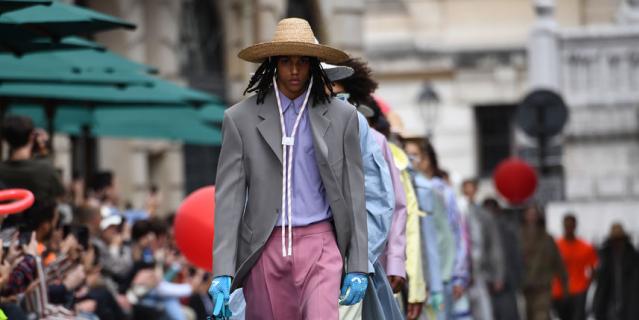 Показ Louis Vuitton в Париже. Показ Louis Vuitton в Париже.