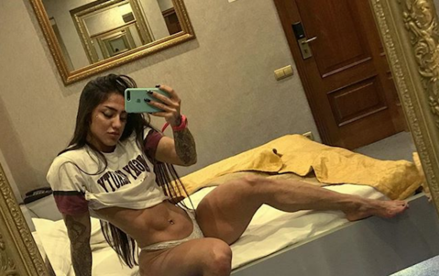 Бахар Набиева. Фото Скриншот Instagram/bakharnabieva "Попка как у Ким!": популярный украинский блогер шокировала фотографией своих ягодиц