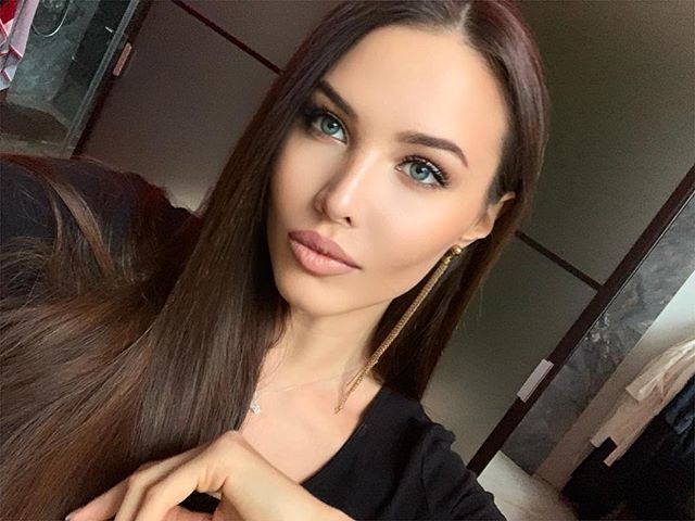 : instagram.com/volkonskaya.reshetova. 