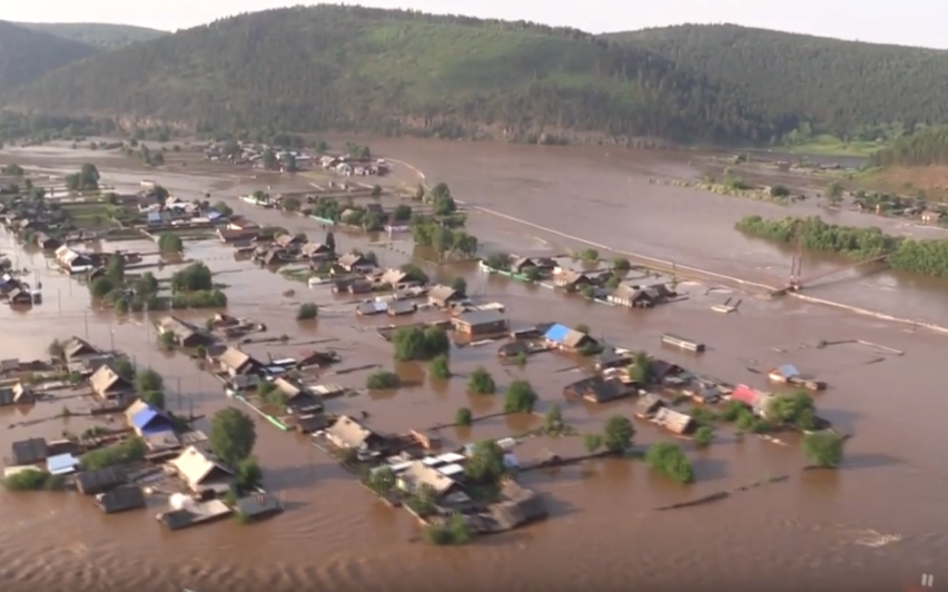 Владимир Путин объявил наводнение в Иркутской области чрезвычайной ситуацией