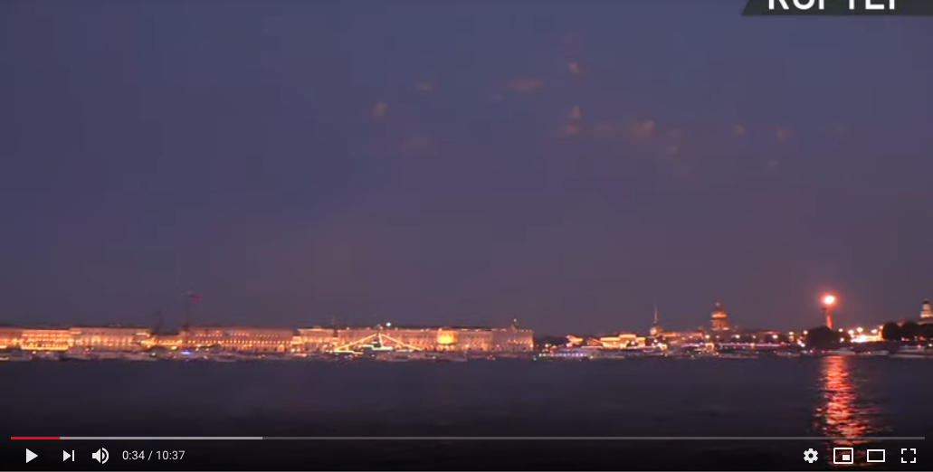 Салют прогремел в Кронштадте и у Петропавловской крепости. Фото Скриншот Youtube