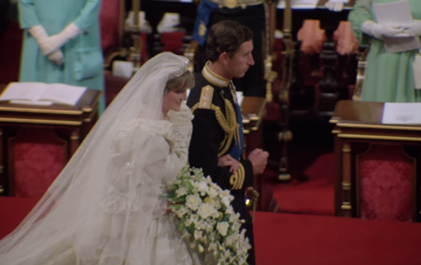 Кадры свадьбы принца Чарльза и принцессы Дианы. Фото Скриншот Youtube