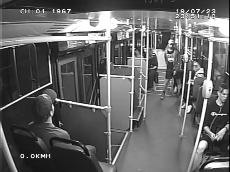 Нападение на кондуктора троллейбуса попало на видео. Фото СПб ГУП «Горэлектротранс»,, "Metro"