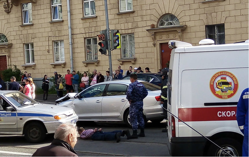 После ДТП на Савушкина в Петербурге, где пострадали двое детей, возбудили дело
