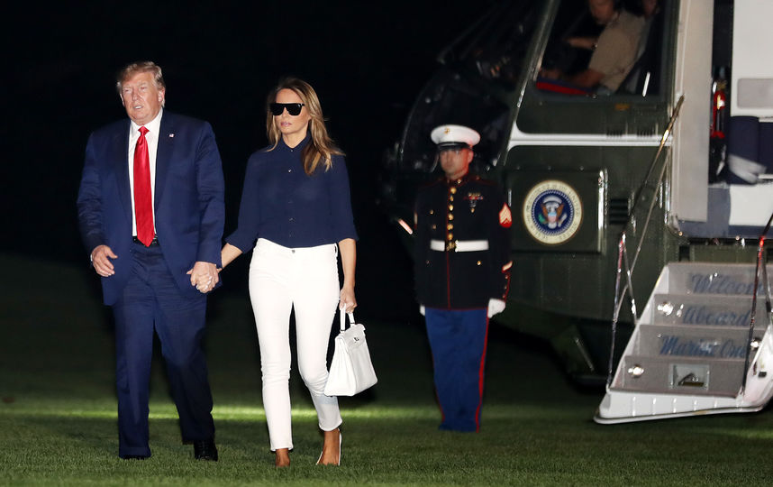 Дональд и Мелания Трамп уже вернулись домой в Штаты. Фото Getty