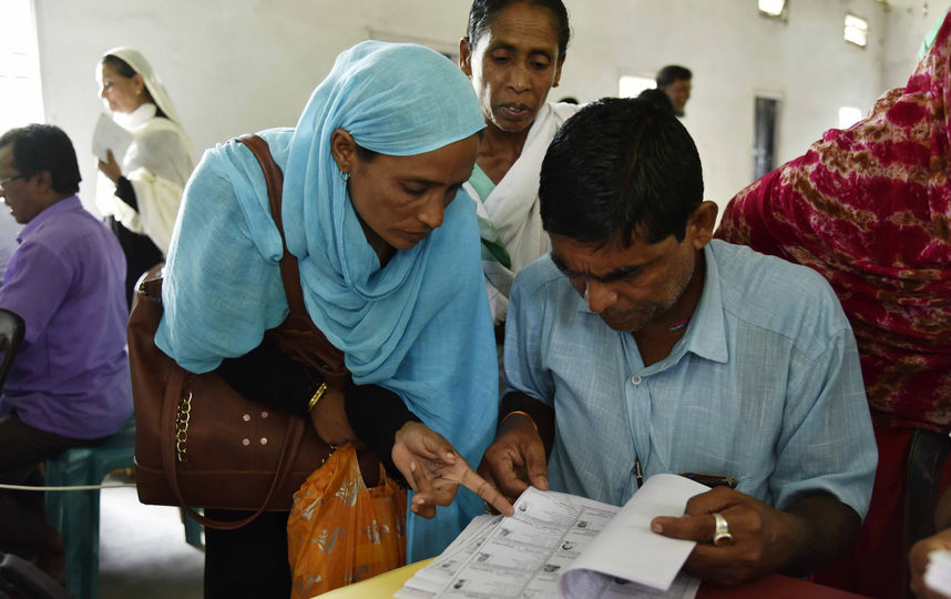 В индийском штате Ассам почти 2 млн человек вычеркнули из списка граждан. Фото AFP