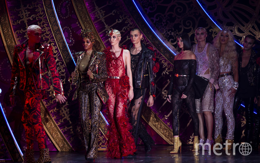 Шоу The Blonds x Moulin Rouge! в рамках Недели моды в Нью-Йорке. Фото AFP