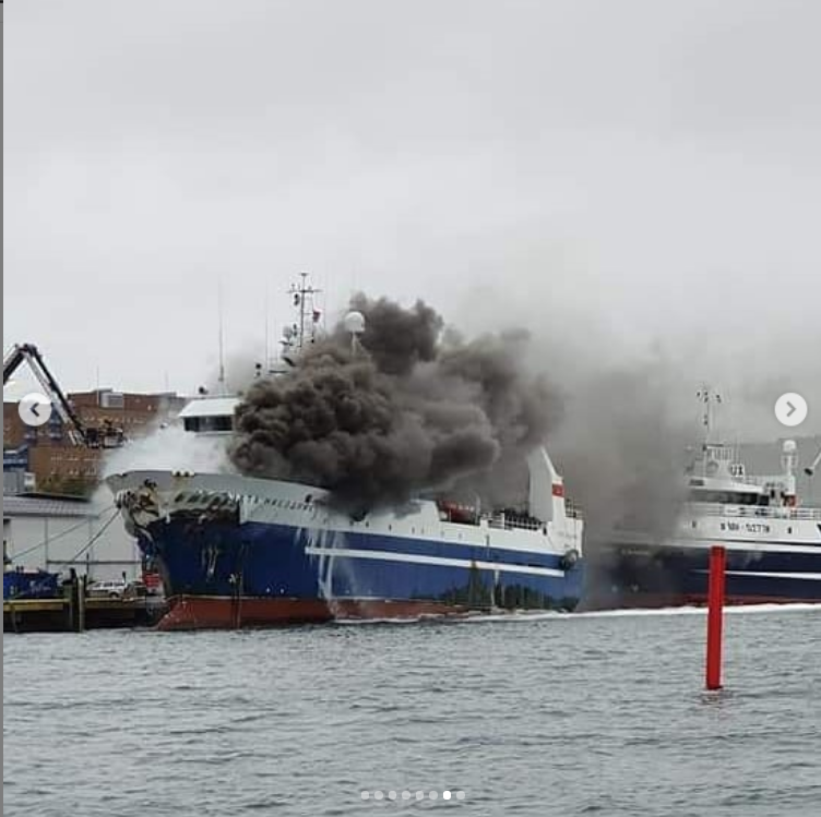 Траулер норвежское море