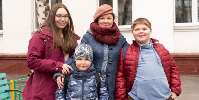 Кадр из фильма "Родительский комитет". Кадр из фильма "Родительский комитет".
